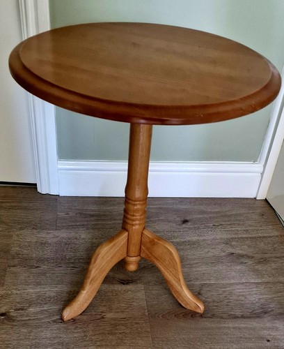 Vintage solid wood pedestal - vintage,