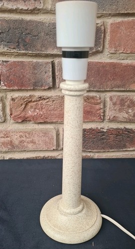 Vintage cream wood table - table, lamp